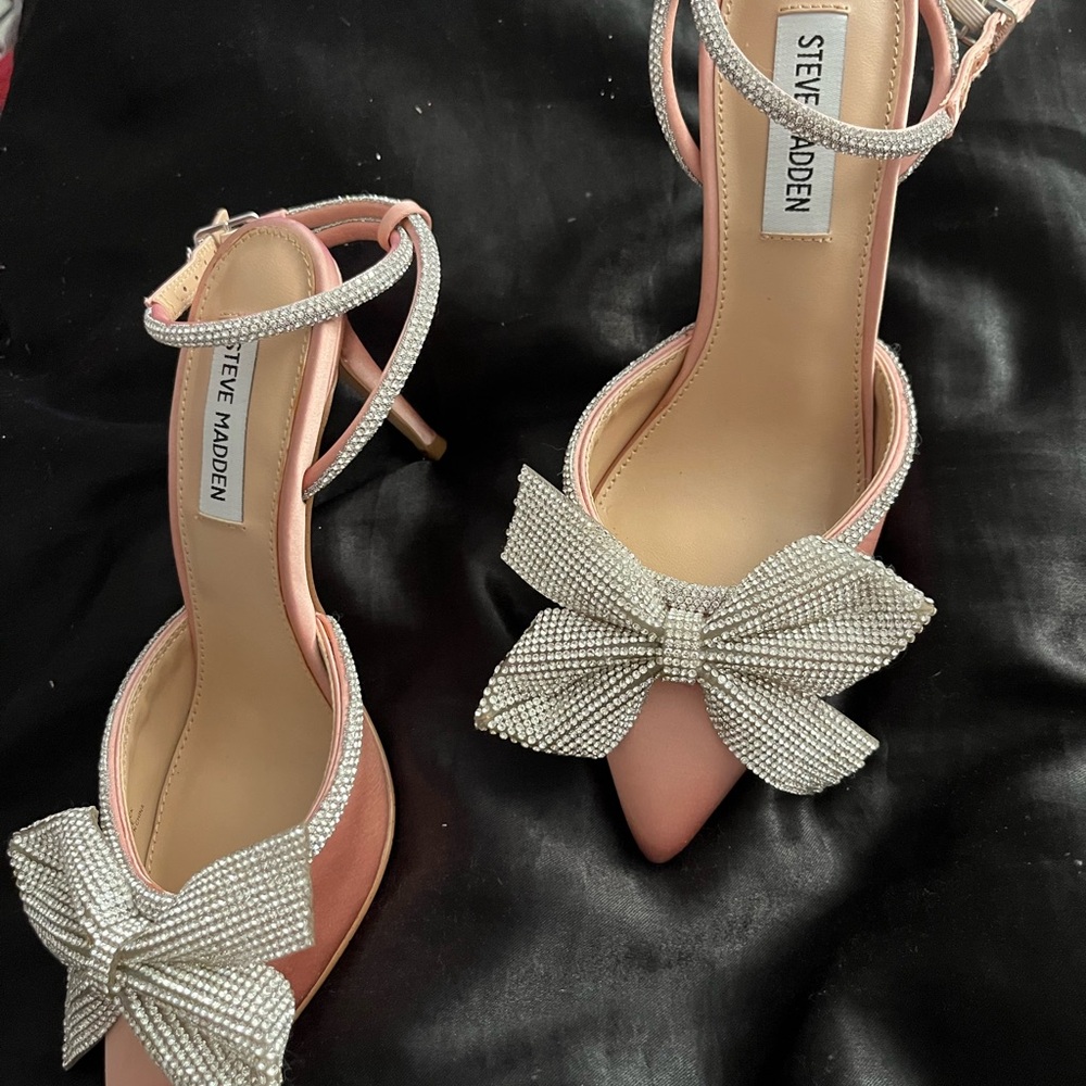 Steve Madden Pink Elegant Heels with Bow